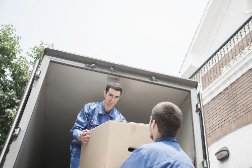 Local removals checklist and moving preparation for Kingston customers
